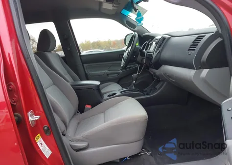 2013 Toyota Tacoma z USA, uszkodzony, nr VIN 5TFJX4CN8DX036191